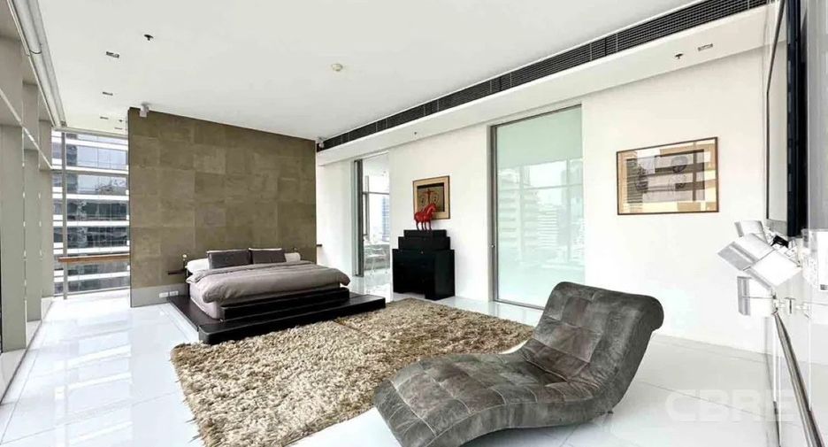 For sale 3 bedrooms condo in Sathon, Bangkok