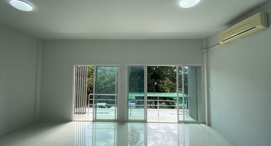 For sale 3 bedrooms townhouse in Mueang Mukdahan, Mukdahan