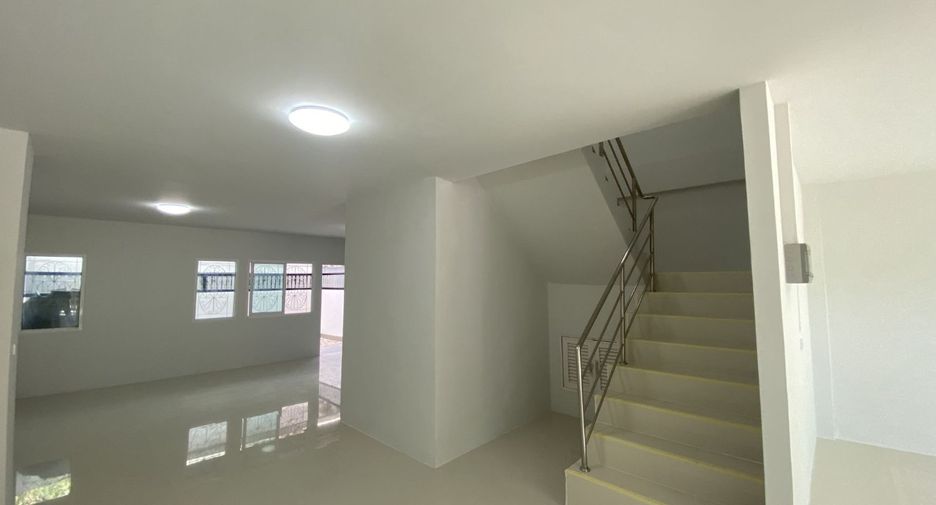 For sale 3 bedrooms townhouse in Mueang Mukdahan, Mukdahan