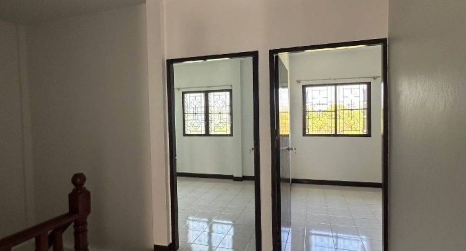 For rent and for sale 3 bedrooms townhouse in Thanyaburi, Pathum Thani
