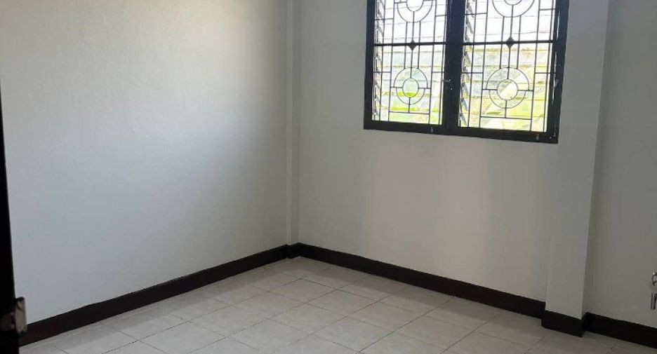 For rent and for sale 3 bedrooms townhouse in Thanyaburi, Pathum Thani