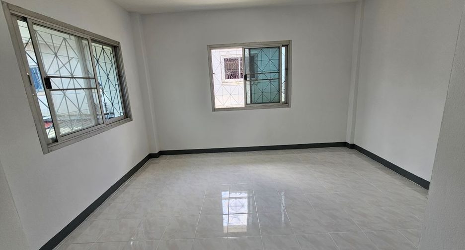 Casa adosada en venta de 2 habitaciones en Mueang Khon Kaen, Khon Kaen