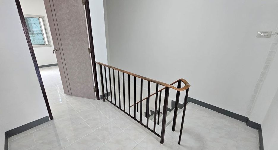 Casa adosada en venta de 2 habitaciones en Mueang Khon Kaen, Khon Kaen