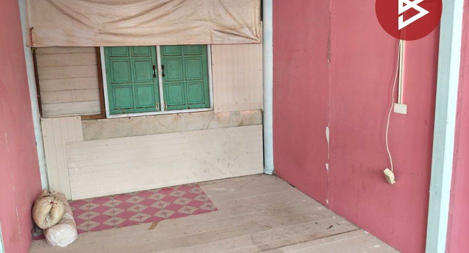 For sale 2 bedrooms townhouse in Sai Mai, Bangkok