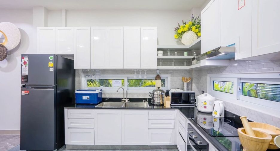 For rent 4 bedrooms villa in Jomtien, Pattaya