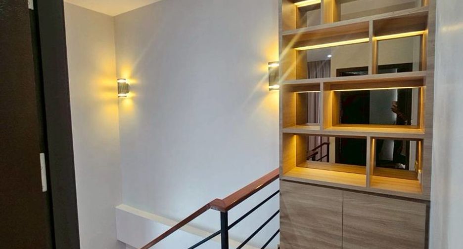 Condo en venta de 1 habitaciones en Si Racha, Chonburi
