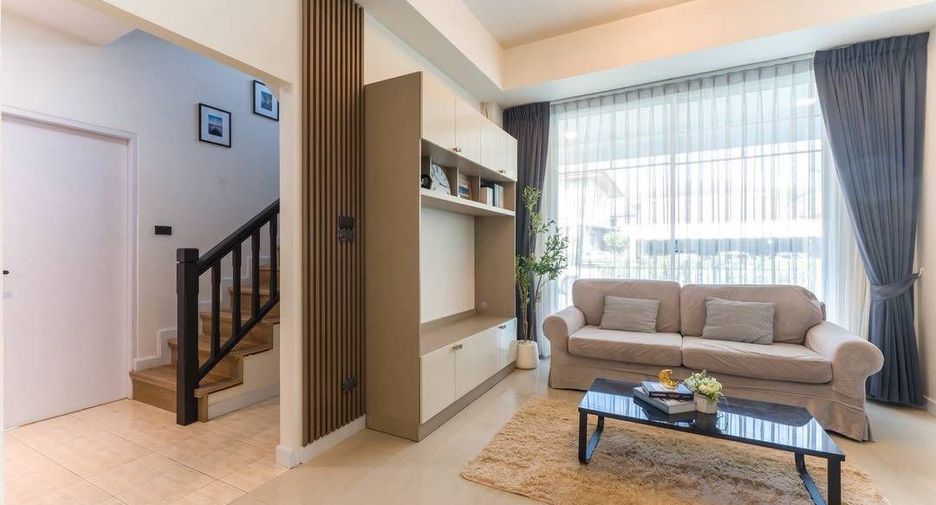 For rent 5 bedrooms villa in San Sai, Chiang Mai