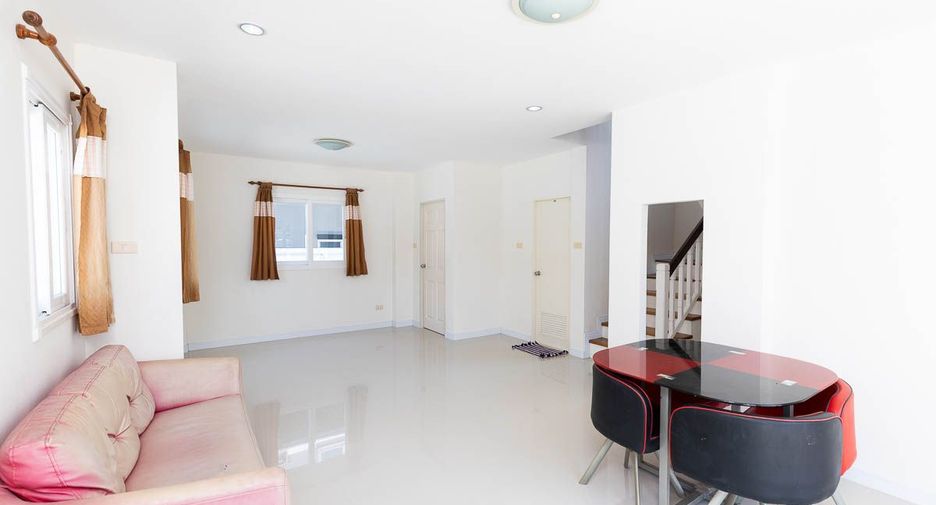For sale 2 bedrooms house in Mueang Ubon Ratchathani, Ubon Ratchathani