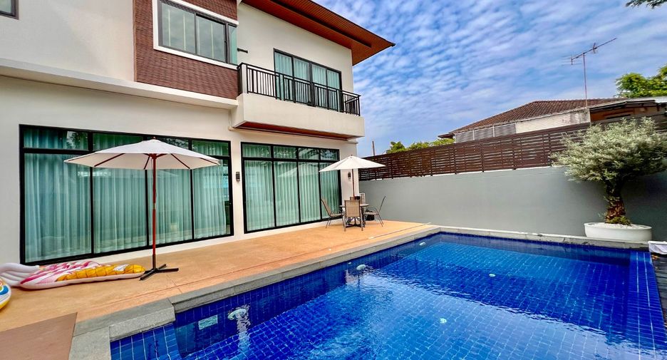 For sale 3 bedrooms house in Sai Mai, Bangkok