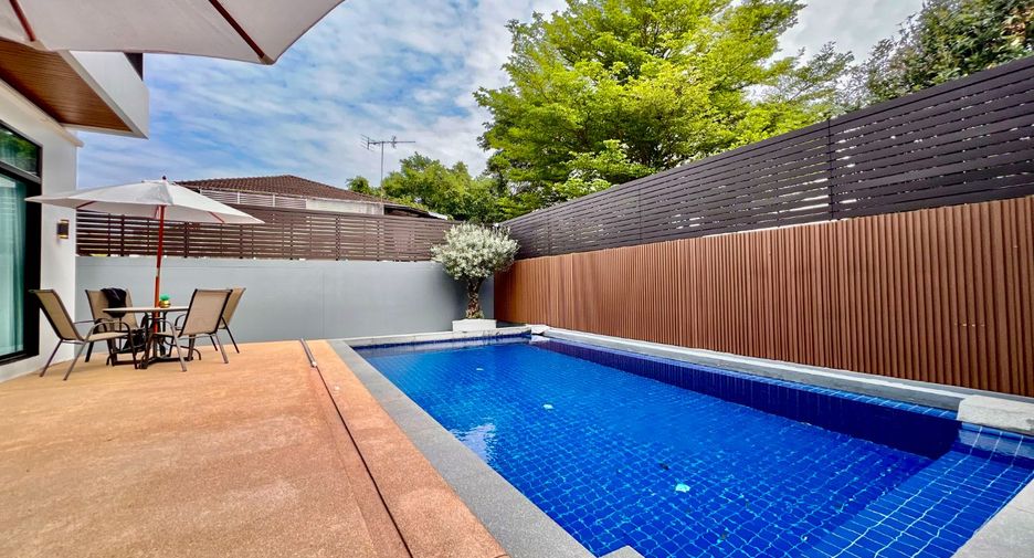 For sale 3 bedrooms house in Sai Mai, Bangkok