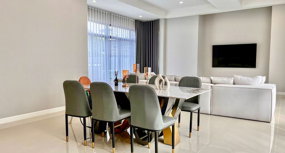 For sale 3 bedrooms house in Sai Mai, Bangkok