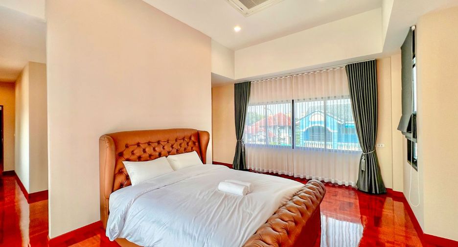 For sale 3 bedrooms house in Sai Mai, Bangkok