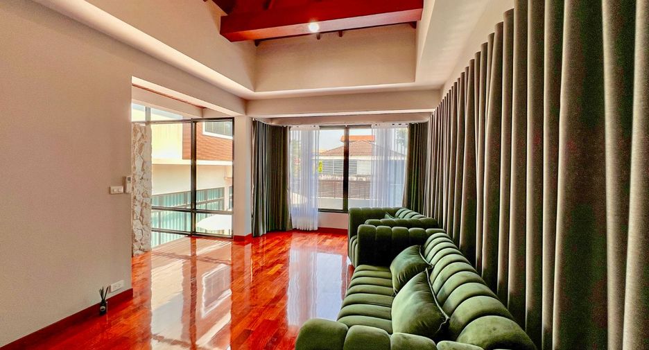 For sale 3 bedrooms house in Sai Mai, Bangkok