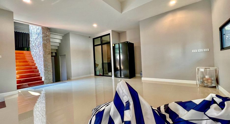For sale 3 bedrooms house in Sai Mai, Bangkok