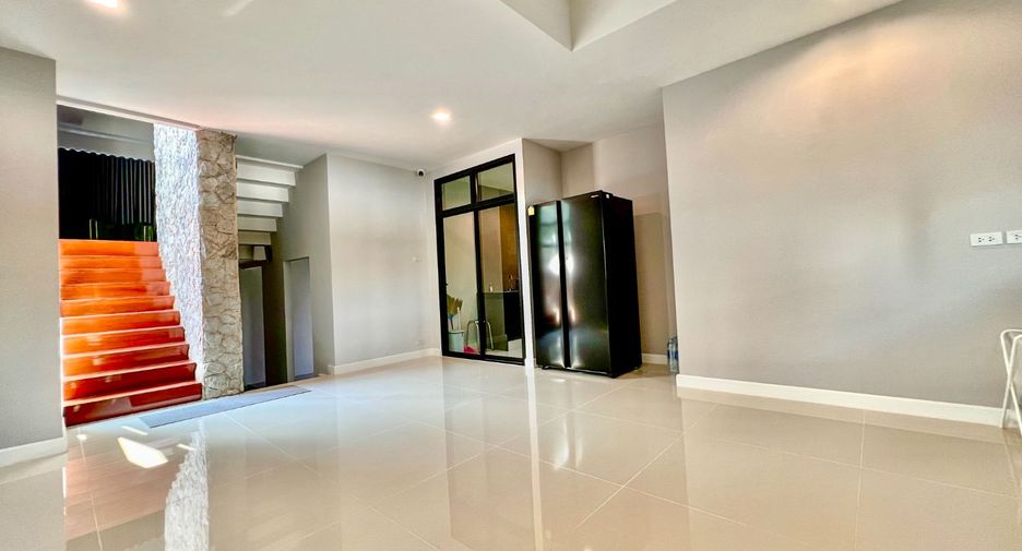 For sale 3 bedrooms house in Sai Mai, Bangkok
