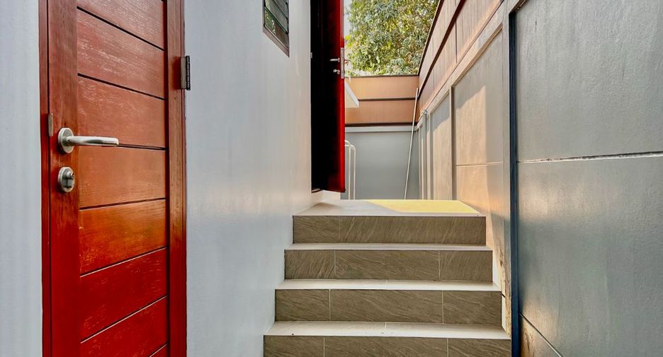For sale 3 bedrooms house in Sai Mai, Bangkok