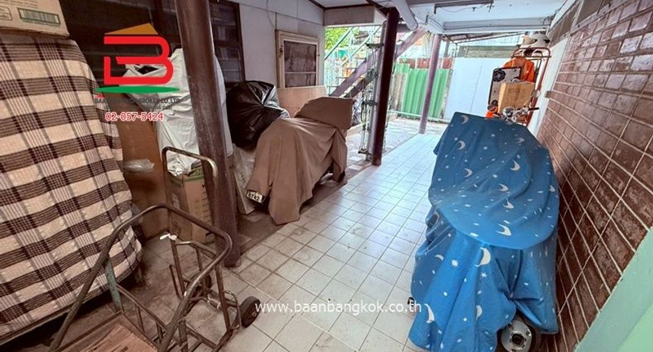 For sale 10 bedrooms house in Bangkok Noi, Bangkok