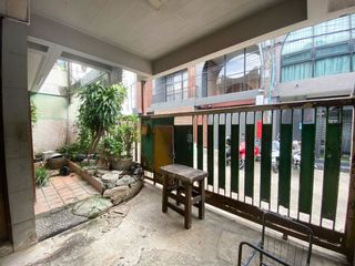 For sale 3 bedrooms townhouse in Watthana, Bangkok