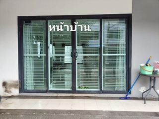 For sale 3 bedrooms townhouse in Prawet, Bangkok