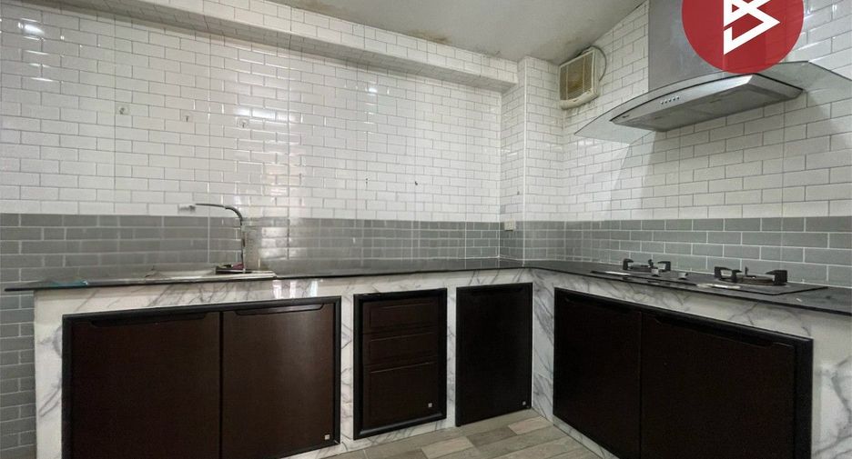 For sale 3 bedrooms townhouse in Bang Phli, Samut Prakan