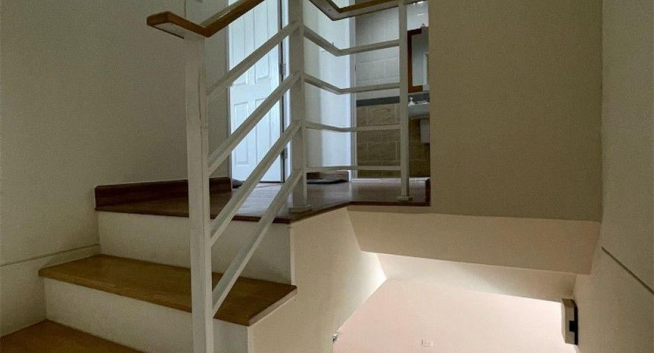 For sale 3 bedrooms townhouse in Bang Phli, Samut Prakan