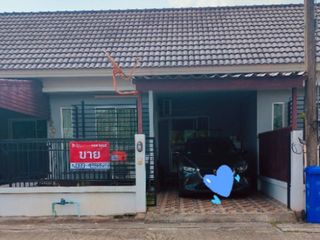 For sale 2 bedrooms townhouse in Mueang Nakhon Si Thammarat, Nakhon Si Thammarat