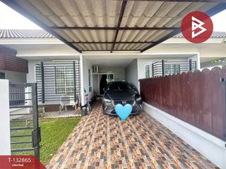 For sale 2 bedrooms townhouse in Mueang Nakhon Si Thammarat, Nakhon Si Thammarat
