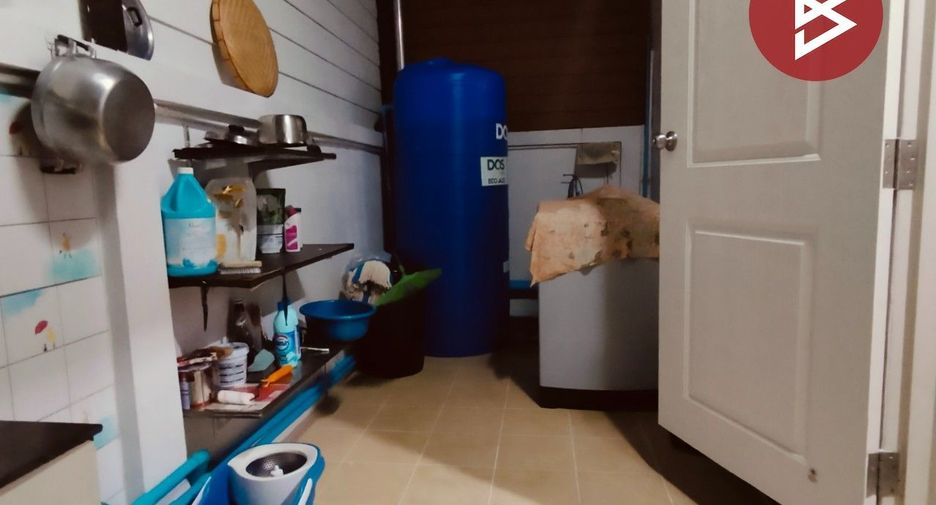 Reihenhaus zum Kauf mit 2 Zimmer in Mueang Nakhon Si Thammarat, Nakhon Si Thammarat