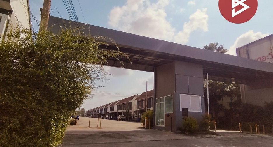 Reihenhaus zum Kauf mit 2 Zimmer in Mueang Nakhon Si Thammarat, Nakhon Si Thammarat
