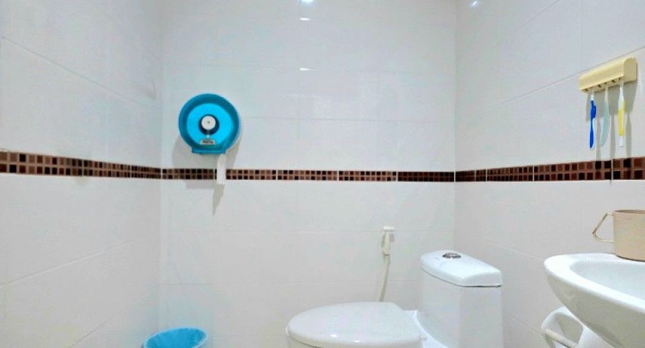 Reihenhaus zum Kauf mit 2 Zimmer in Bang Lamung, Chonburi