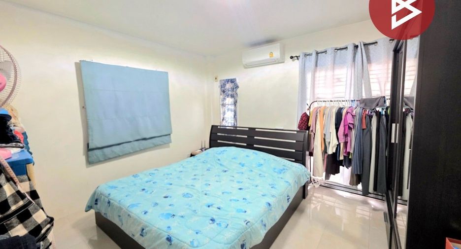 Reihenhaus zum Kauf mit 2 Zimmer in Bang Lamung, Chonburi