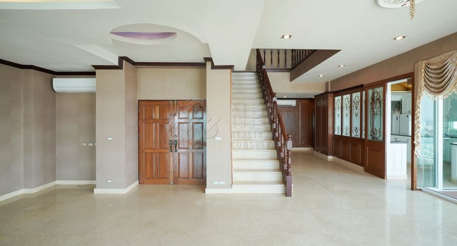À vendre 4 chambres condo à Hua Hin, Prachuap Khiri Khan