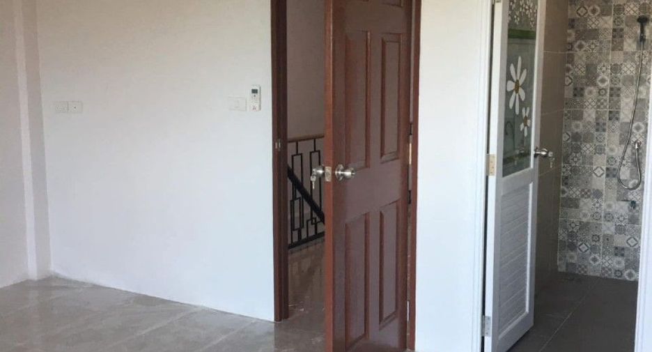 Reihenhaus zum Kauf mit 2 Zimmer in Wang Noi, Phra Nakhon Si Ayutthaya