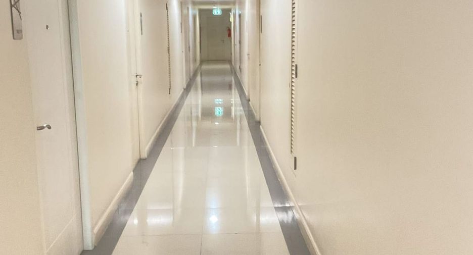 For sale 1 bed condo in Bang Rak, Bangkok