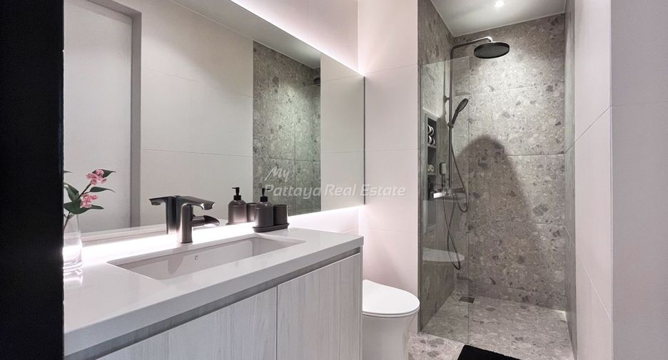 For sale 2 bedrooms condo in Bang Lamung, Chonburi