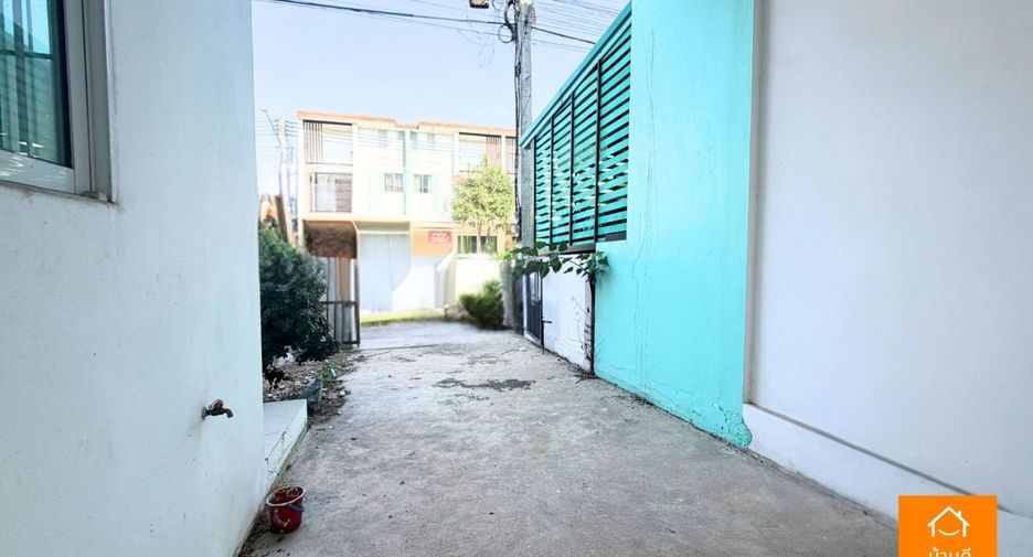 出售 3 卧室 联排别墅 在 Mueang Samut Sakhon, Samut Sakhon