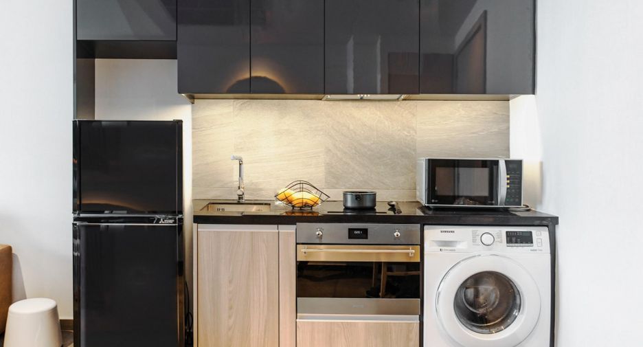 Condo en alquiler de 1 habitaciones en Watthana, Bangkok