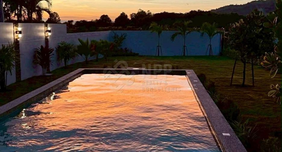 Haus zum Kauf mit 3 Zimmer in Hua Hin, Prachuap Khiri Khan