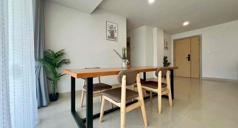 For rent and for sale 4 bedrooms condo in Bang Lamung, Chonburi