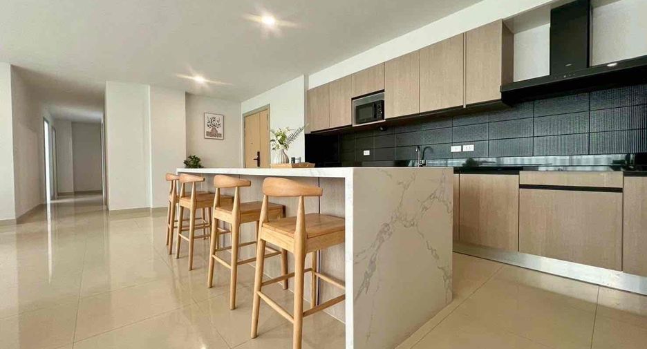 For rent and for sale 4 bedrooms condo in Bang Lamung, Chonburi