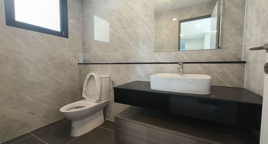 Haus zur Miete mit 4 Zimmer in Bang Phli, Samut Prakan