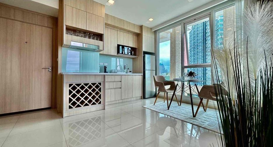 For rent and for sale 1 bed condo in Bang Lamung, Chonburi