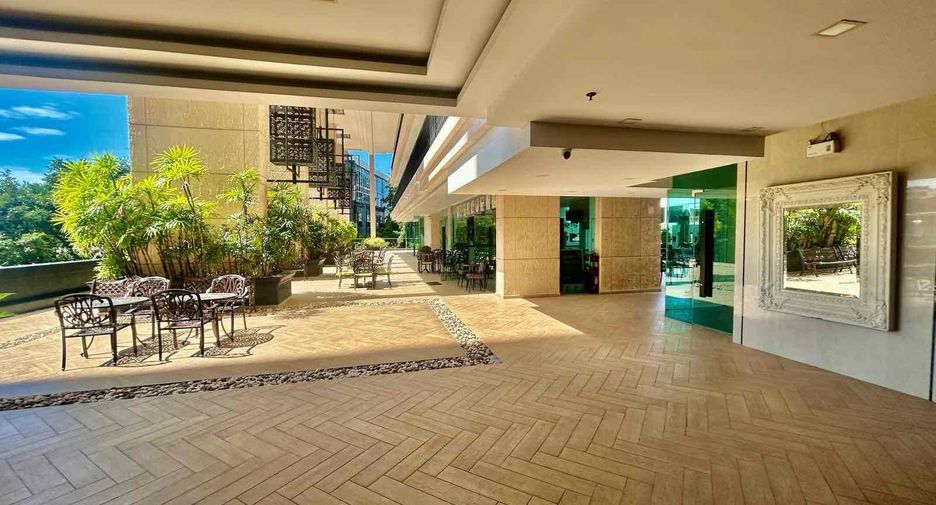 For rent and for sale 1 bed condo in Bang Lamung, Chonburi