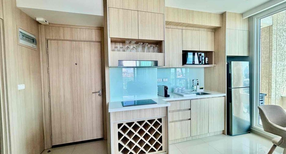 For rent and for sale 1 bed condo in Bang Lamung, Chonburi
