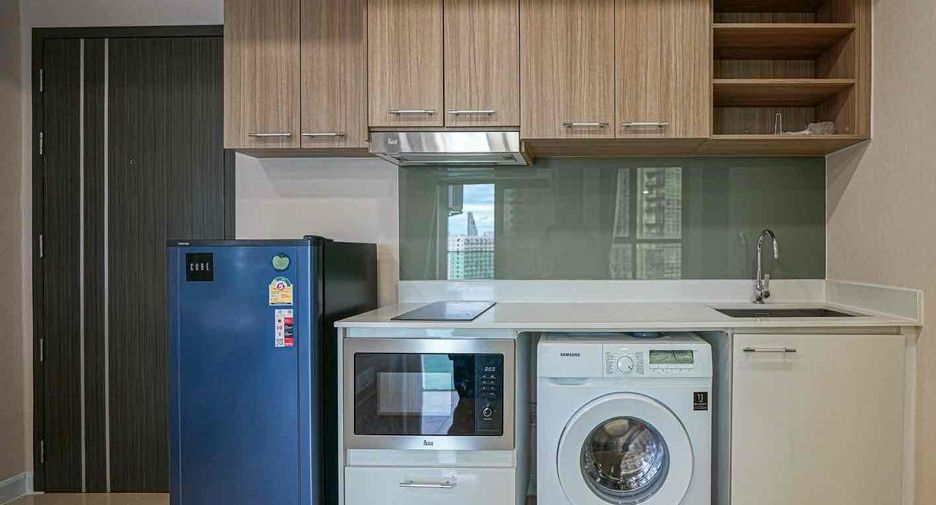 For rent and for sale 1 bed condo in Bang Lamung, Chonburi