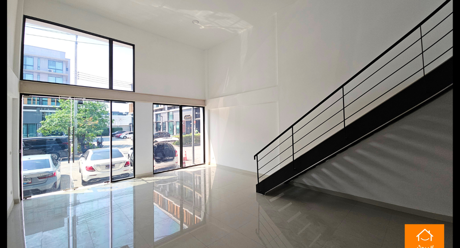Casa adosada en venta de 1 habitaciones en Bueng Kum, Bangkok