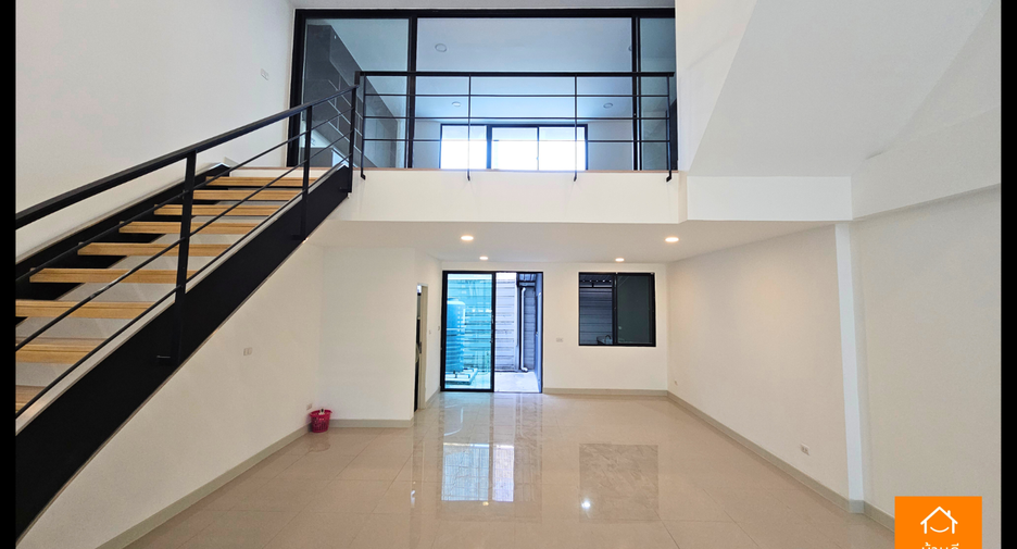 Casa adosada en venta de 1 habitaciones en Bueng Kum, Bangkok