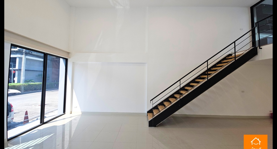 Casa adosada en venta de 1 habitaciones en Bueng Kum, Bangkok