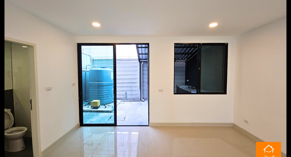 Casa adosada en venta de 1 habitaciones en Bueng Kum, Bangkok