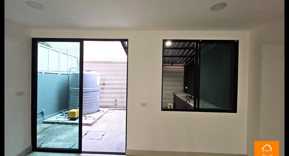 Casa adosada en venta de 1 habitaciones en Bueng Kum, Bangkok